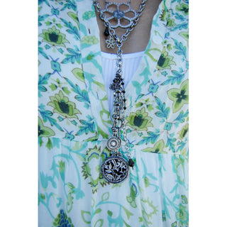 Rustic Chain Drop Black Abstract Flower Art Pendant Necklace
