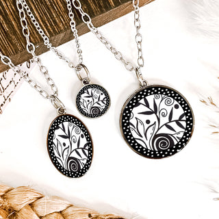 Black & White Leaf Necklace