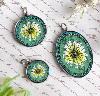 Daisy Flower Necklace