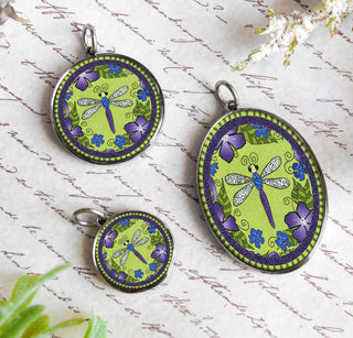 Dragonfly Flower Necklace