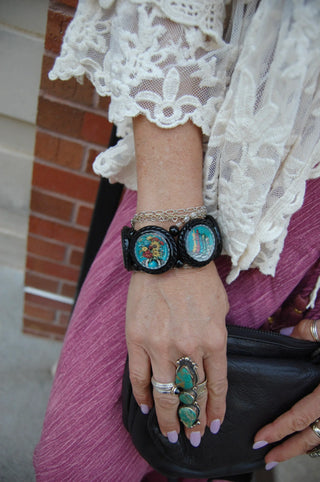 Abstract Object Large Circle Stretch Bracelet