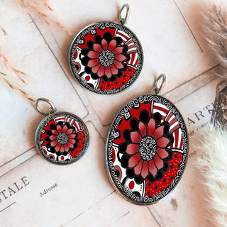 Black White Red Flower Necklace